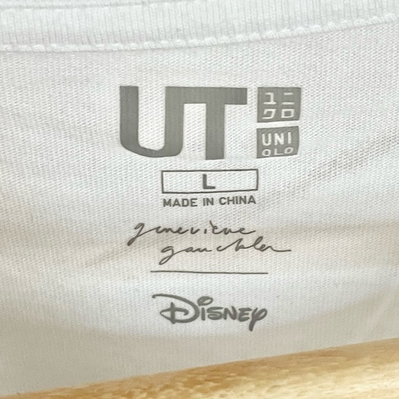 Uniqlo Disney Mickey Mouse Graphic T Shirt by Genevieve Gauckler Adult Large - Picture 4 of 4